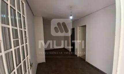 Casa com 3 quartos à venda no luizote de freitas, uberlândia  por r$ 330.000