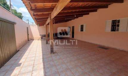 Casa com 3 quartos à venda no Buritis, Uberlândia  por R$ 450.000