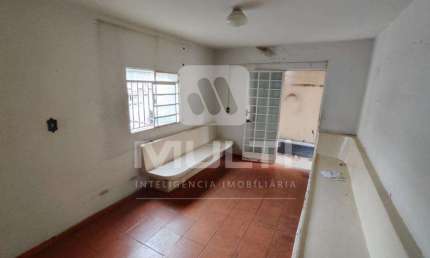 Casa com 7 quartos à venda em Saraiva, Uberlândia  por R$ 410.000