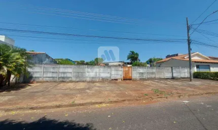 Terreno à venda no Jaraguá, Uberlândia  por R$ 800.000