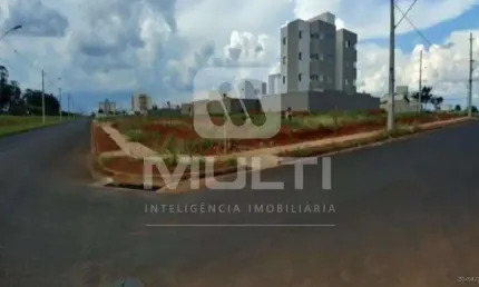 Terreno comercial à venda em Vida Nova, Uberlândia  por R$ 1.500.000
