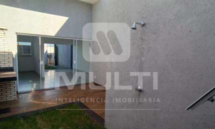 Casa com 2 quartos à venda no Jardim Auroras, Uberlândia  por R$ 320.000