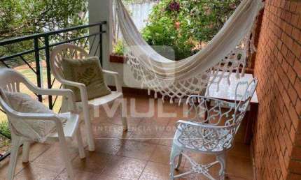 Casa com 4 quartos à venda na Cidade Jardim, Uberlândia  por R$ 1.420.000