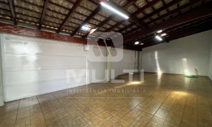 Casa com 3 quartos à venda no Jardim Brasília, Uberlândia 