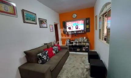 Casa com 3 quartos à venda no Santa Luzia, Uberlândia  por R$ 400.000