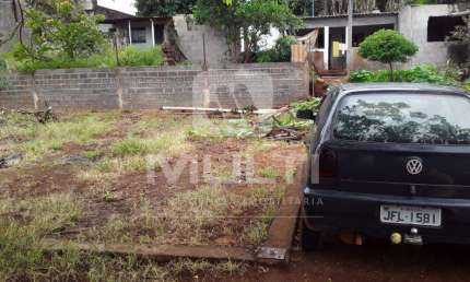 Terreno comercial à venda no Tubalina, Uberlândia  por R$ 1.650.000