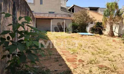 Terreno comercial à venda no Centro, Uberlândia  por R$ 450.000