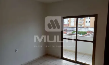 Apartamento com 2 quartos à venda no Santa Maria, Uberlândia  por R$ 300.000