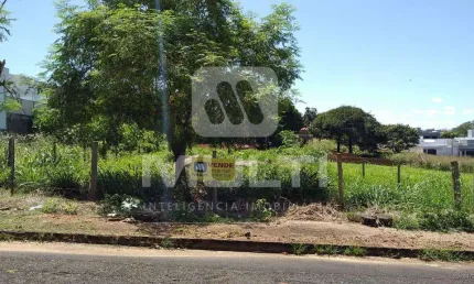 Terreno à venda na Cidade Jardim, Uberlândia  por R$ 480.000