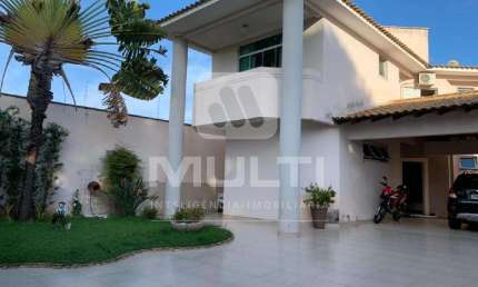 Casa com 5 quartos à venda no Tibery, Uberlândia  por R$ 1.500.000