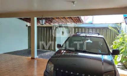 Casa com 3 quartos à venda no santa mônica, uberlândia  por r$ 700.000