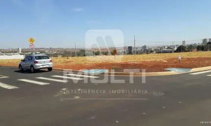 Terreno à venda no Alto Umuarama, Uberlândia  por R$ 290.000