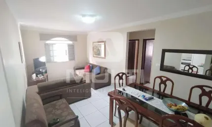 Apartamento com 2 quartos à venda no Maracanã, Uberlândia  por R$ 360.000