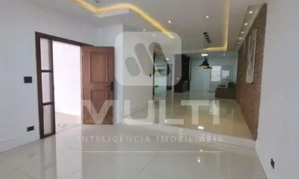 Casa com 3 quartos à venda no Vigilato Pereira, Uberlândia  por R$ 920.000