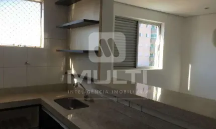 Cobertura com 3 quartos à venda na Nossa Senhora Aparecida, Uberlândia 