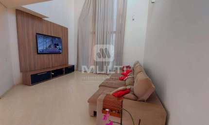 Casa com 5 quartos à venda na Cidade Jardim, Uberlândia  por R$ 2.800.000