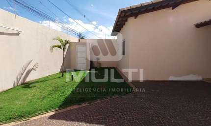 Casa com 4 quartos para alugar no Alto Umuarama, Uberlândia  por R$ 5.000