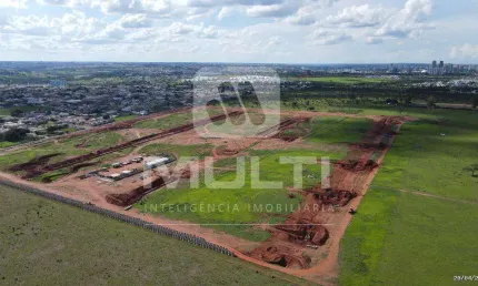 Terreno comercial à venda no Eco Park, Uberlândia  por R$ 190.558