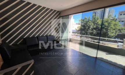 Apartamento com 3 quartos para alugar no Tabajaras, Uberlândia  por R$ 3.000