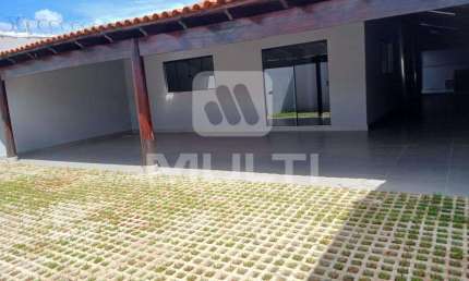 Casa com 4 quartos para alugar no Alto Umuarama, Uberlândia  por R$ 3.700