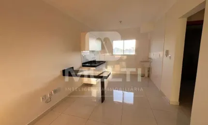 Apartamento com 2 quartos para alugar no Alto Umuarama, Uberlândia  por R$ 1.600