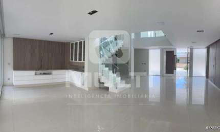 Casa em condomínio fechado com 4 quartos para alugar no Jardim Karaíba, Uberlândia  por R$ 22.000