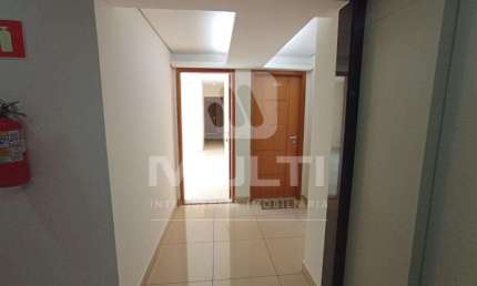 Apartamento com 3 quartos à venda no Tabajaras, Uberlândia  por R$ 600.000