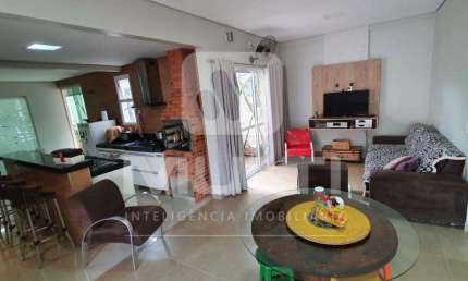 Casa em condomínio fechado com 4 quartos à venda em Saraiva, Uberlândia  por R$ 1.780.000