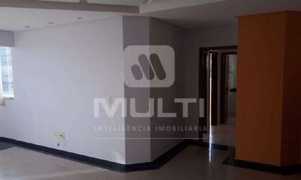 Cobertura com 4 quartos à venda no Santa Maria, Uberlândia  por R$ 930.000