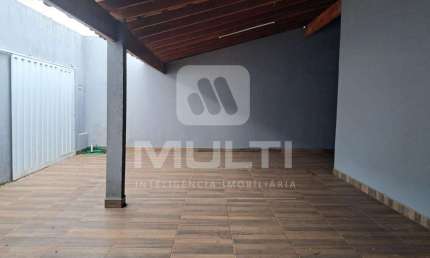 Casa com 2 quartos à venda no Residencial Viviane, Uberlândia  por R$ 375.000