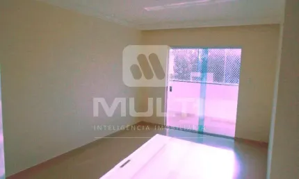 Apartamento com 4 quartos à venda em Saraiva, Uberlândia  por R$ 920.000