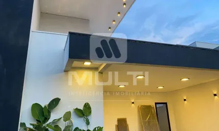 Casa em condomínio fechado com 3 quartos à venda em Laranjeiras, Uberlândia 