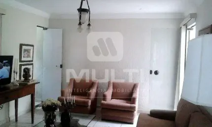 Casa com 3 quartos à venda na Cidade Jardim, Uberlândia 