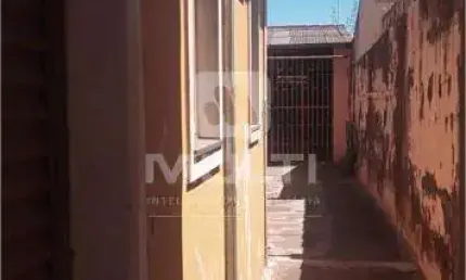 Casa com 3 quartos à venda no Santa Mônica, Uberlândia 