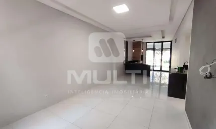 Casa com 4 quartos à venda no Santa Mônica, Uberlândia 