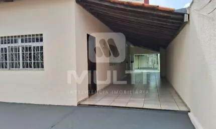 Casa com 4 quartos à venda no Santa Mônica, Uberlândia 
