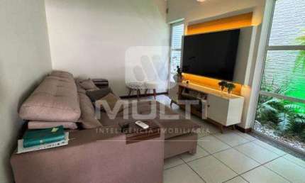Casa com 3 quartos à venda no Jardim Karaíba, Uberlândia  por R$ 1.450.000