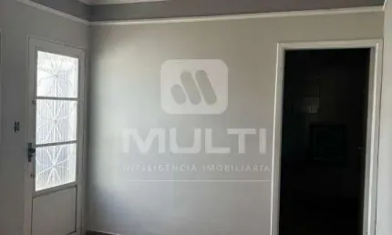 Casa com 3 quartos à venda no jardim das palmeiras, uberlândia  por r$ 1.050.000