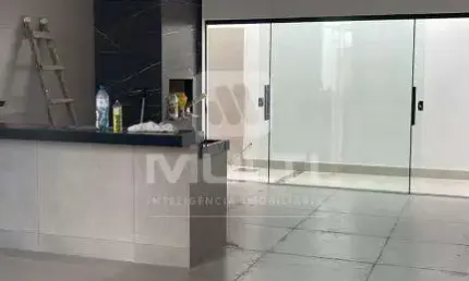 Casa com 3 quartos à venda no Jardim Califórnia, Uberlândia  por R$ 470.000