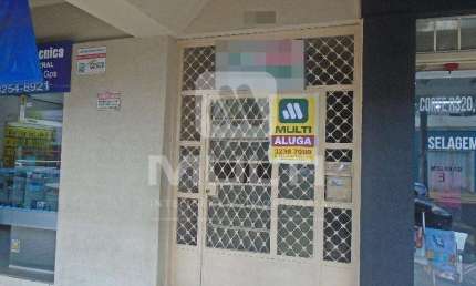 Apartamento com 3 quartos para alugar no Centro, Uberlândia  por R$ 1.700
