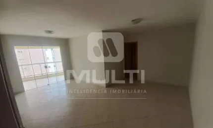 Apartamento com 3 quartos para alugar no Centro, Uberlândia  por R$ 3.800