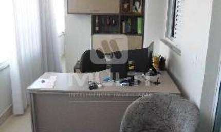 Cobertura com 3 quartos para alugar no Martins, Uberlândia  por R$ 6.000