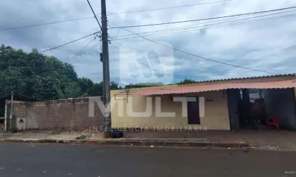 Terreno comercial à venda no Pacaembu, Uberlândia  por R$ 800.000