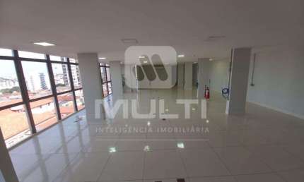 Sala comercial para alugar no Centro, Uberlândia  por R$ 7.500