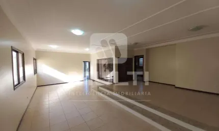 Casa com 3 quartos à venda no Jardim Karaíba, Uberlândia 