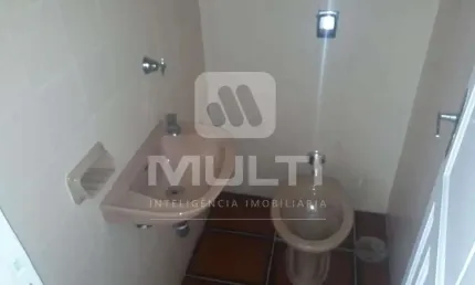 Casa comercial para alugar no Martins, Uberlândia  por R$ 3.300