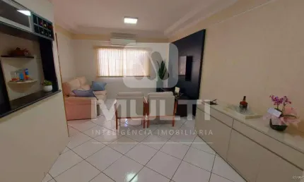 Casa com 3 quartos à venda no Jardim Patrícia, Uberlândia 