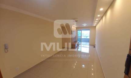 Apartamento com 3 quartos para alugar no Santa Mônica, Uberlândia  por R$ 3.800