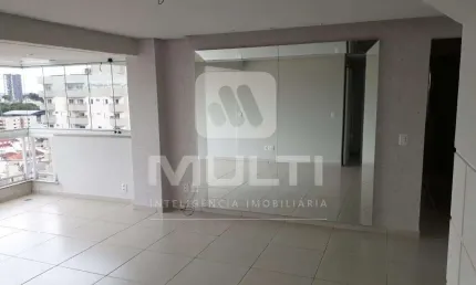 Cobertura com 2 quartos à venda no Tabajaras, Uberlândia  por R$ 1.600.000