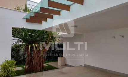 Casa com 2 quartos para alugar no Vigilato Pereira, Uberlândia  por R$ 6.000
